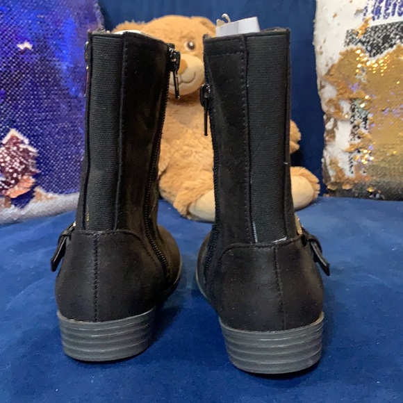 Toddler Girl Size 10 Boots - Picture 8 of 10